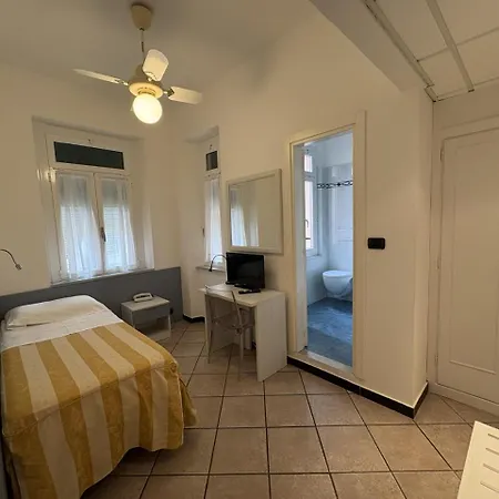 Hotel Delle Rose 3*