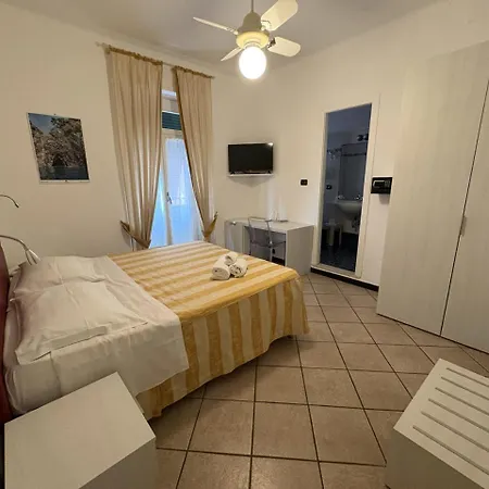Delle Rose 3* Bonassola