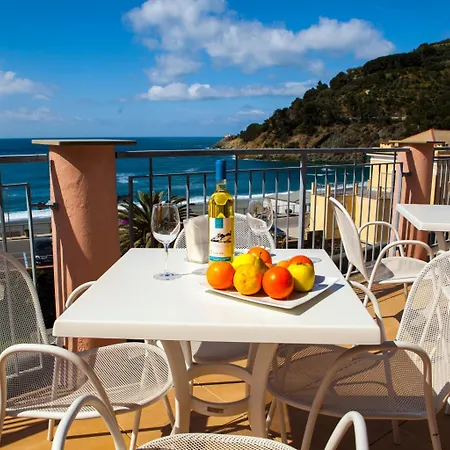 Delle Rose Hotel 3*