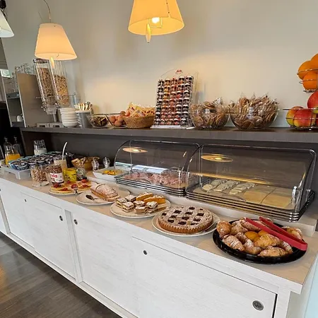 Delle Rose Hotel 3*